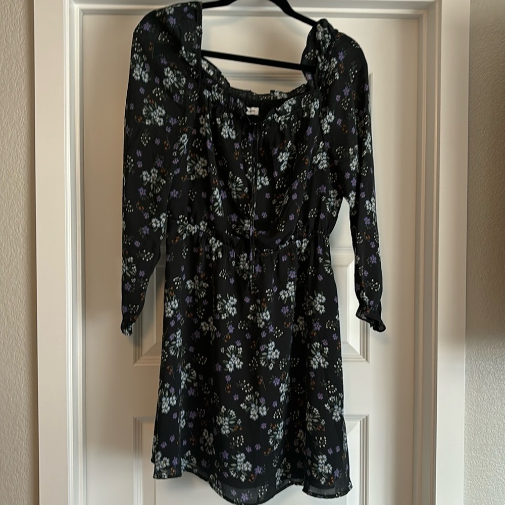 Cupcakes and cashmere dress size medium excellent condition